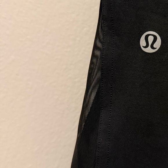 Lululemon Wunder Train Mesh Panel High-Rise Tight 25" | Size 2 - Picture 6 of 8